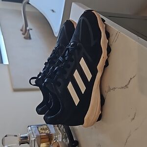 Adidas baseball cleats